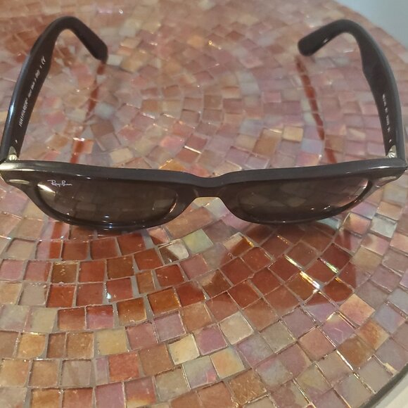 Ray-Ban Wayfarer sunglasses black with case main image 5